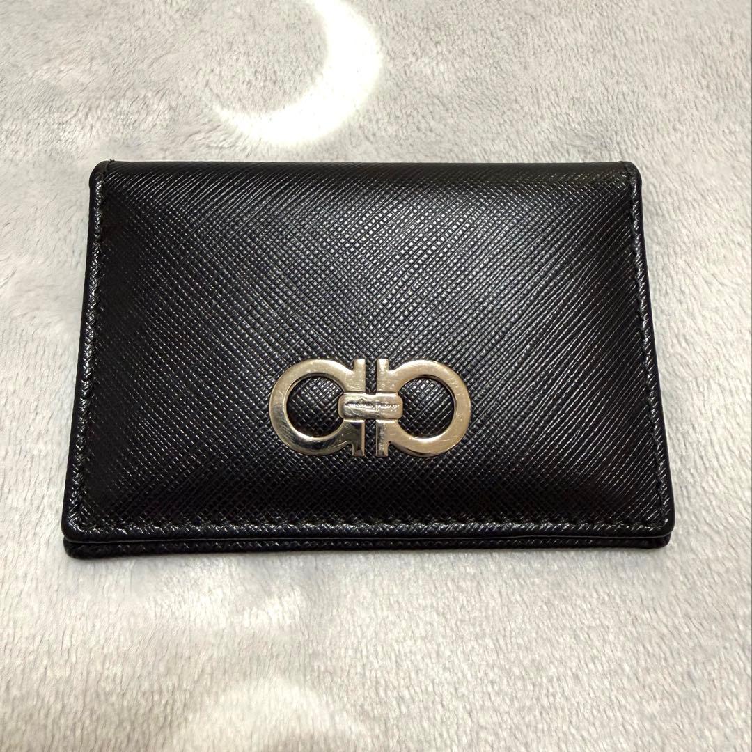 フェラガモ ガンチーニ パスケース／カードケース