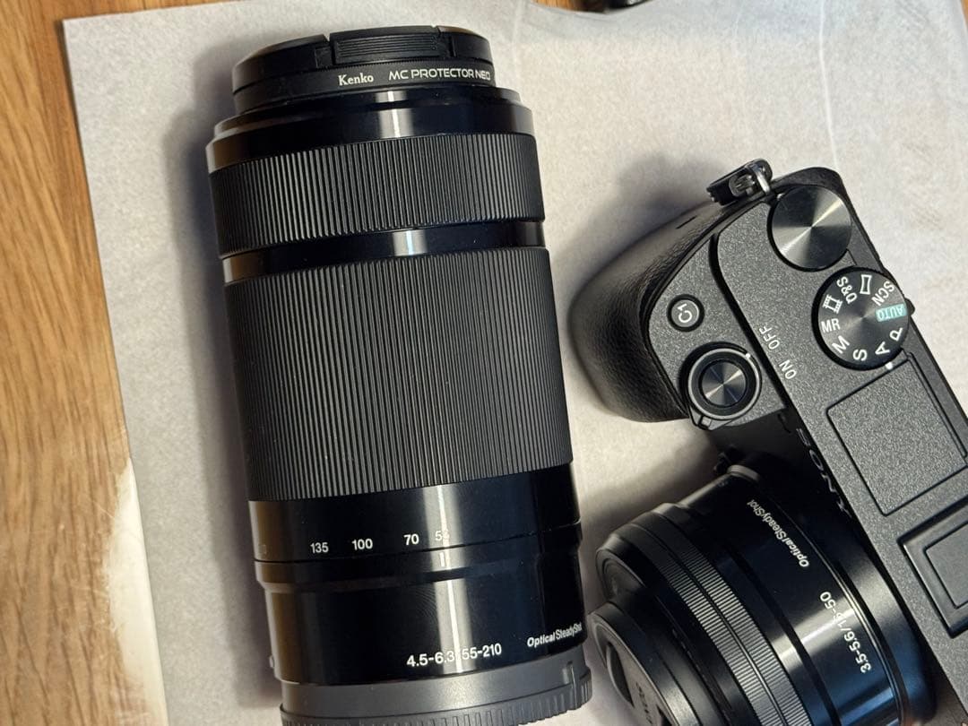 SONY α6400 ダブルズームレンズキット 美品 シャッター8284回