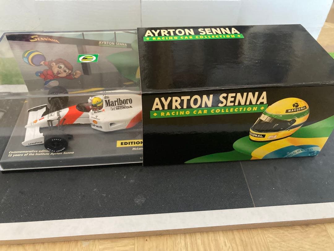 mikuni392 ミニチャンプスマクラーレンホンダMP4/7 オマケ付き