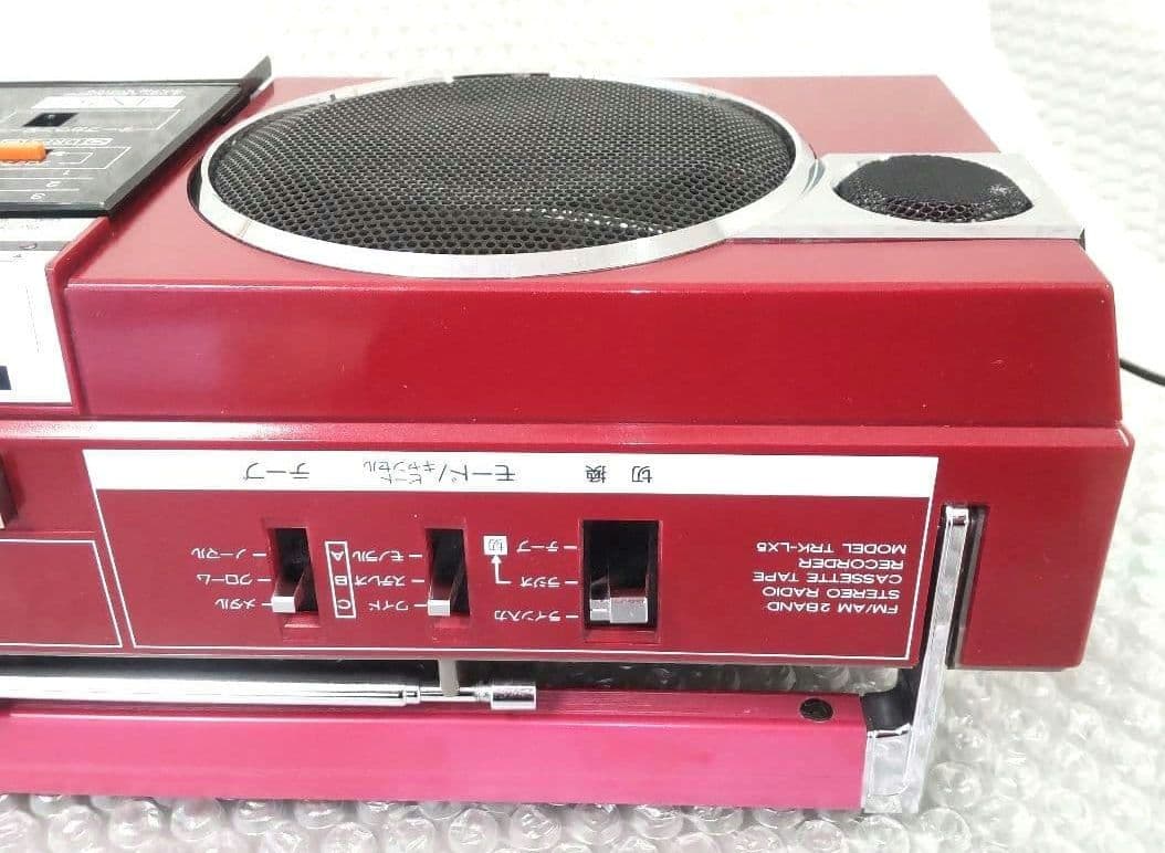 ラジカセ　８０年代　日立　ＬＸ－５　・　ラジオＯＫ、テープＮＧ　ジャンク