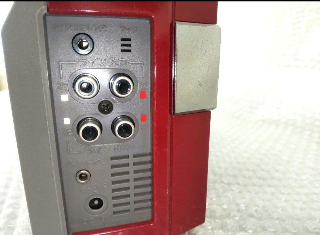 ラジカセ　８０年代　日立　ＬＸ－５　・　ラジオＯＫ、テープＮＧ　ジャンク