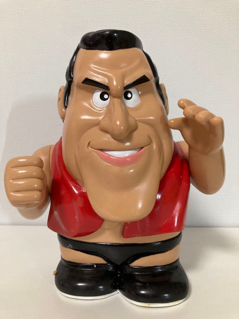 【新品】　お金を入れると音が出るサウンドマネーバンク　アントニオ猪木貯金箱