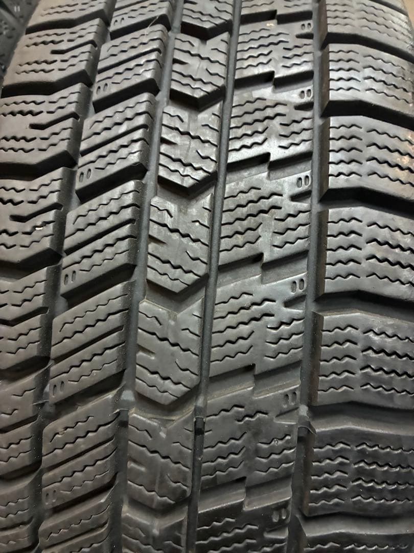 即決歓迎✨フィット、旧アクア、ヤリスに❗️185/60R15スタッドレスセット❗️