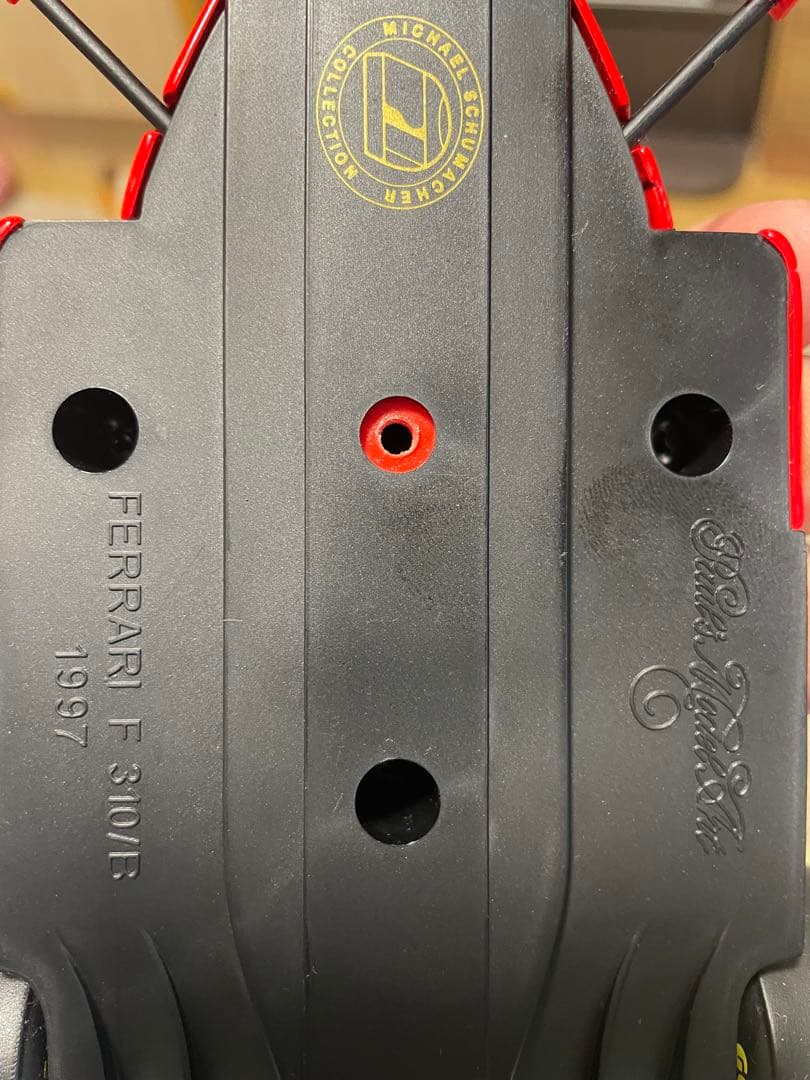 F1 フェラーリF310/B 1/18 シューマッハ