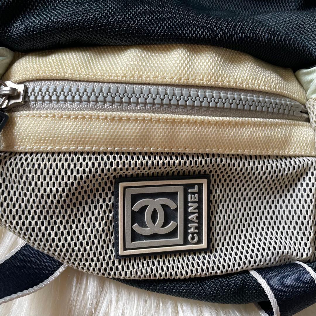 【CHANEL】シャネル スポーツライン ボディバッグ