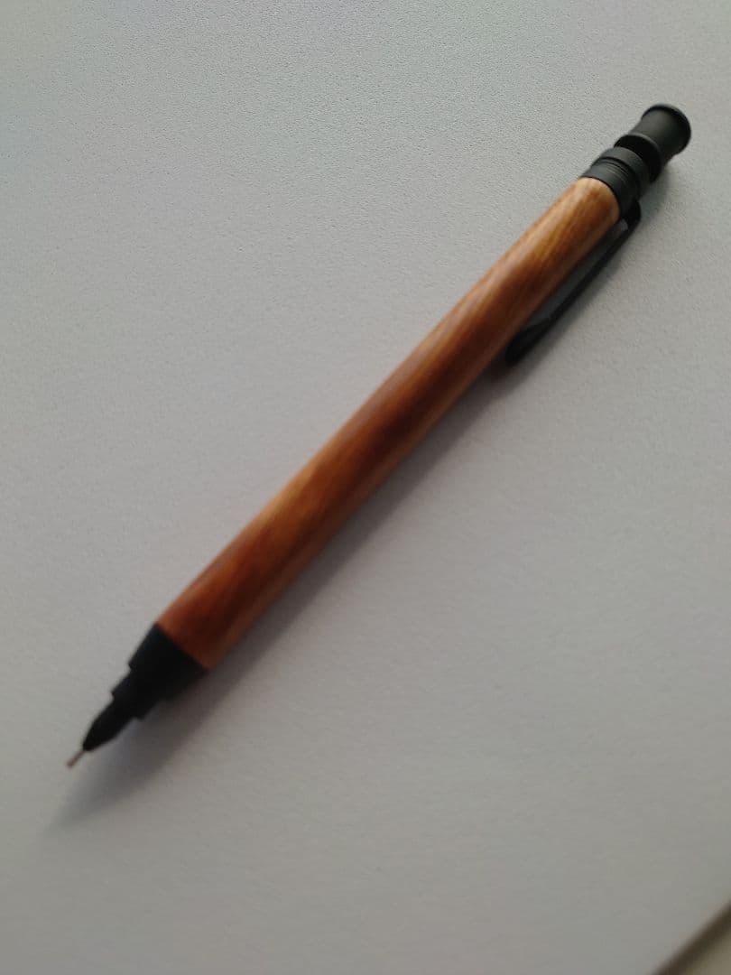 木軸ペン　ケヤキ　シャープペンシル　0.5　拭き漆　うるし仕上げ　MDS1