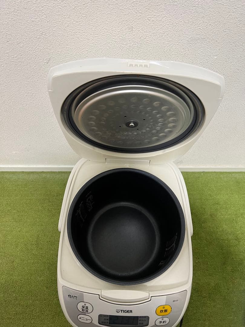 長谷川かな タイガー 2020年製 炊飯器 1升 10合 炊きたて