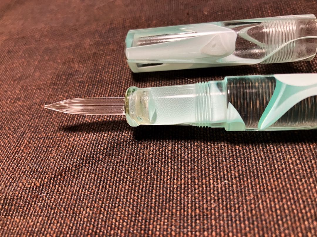 helico ヘリコ 〈諏訪 匠〉 アクリル ガラスペン キャップ付き 湧き水