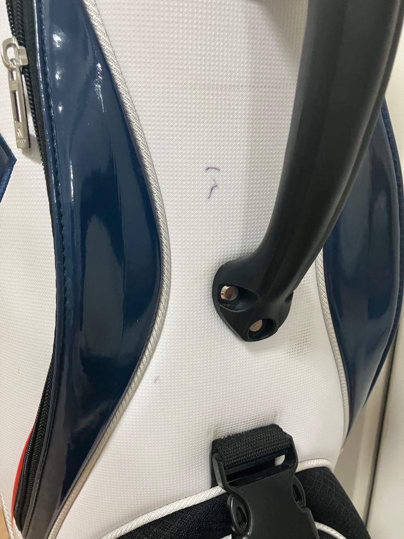 アディダス　adidas キャディーバック　９型　フードカバー付属