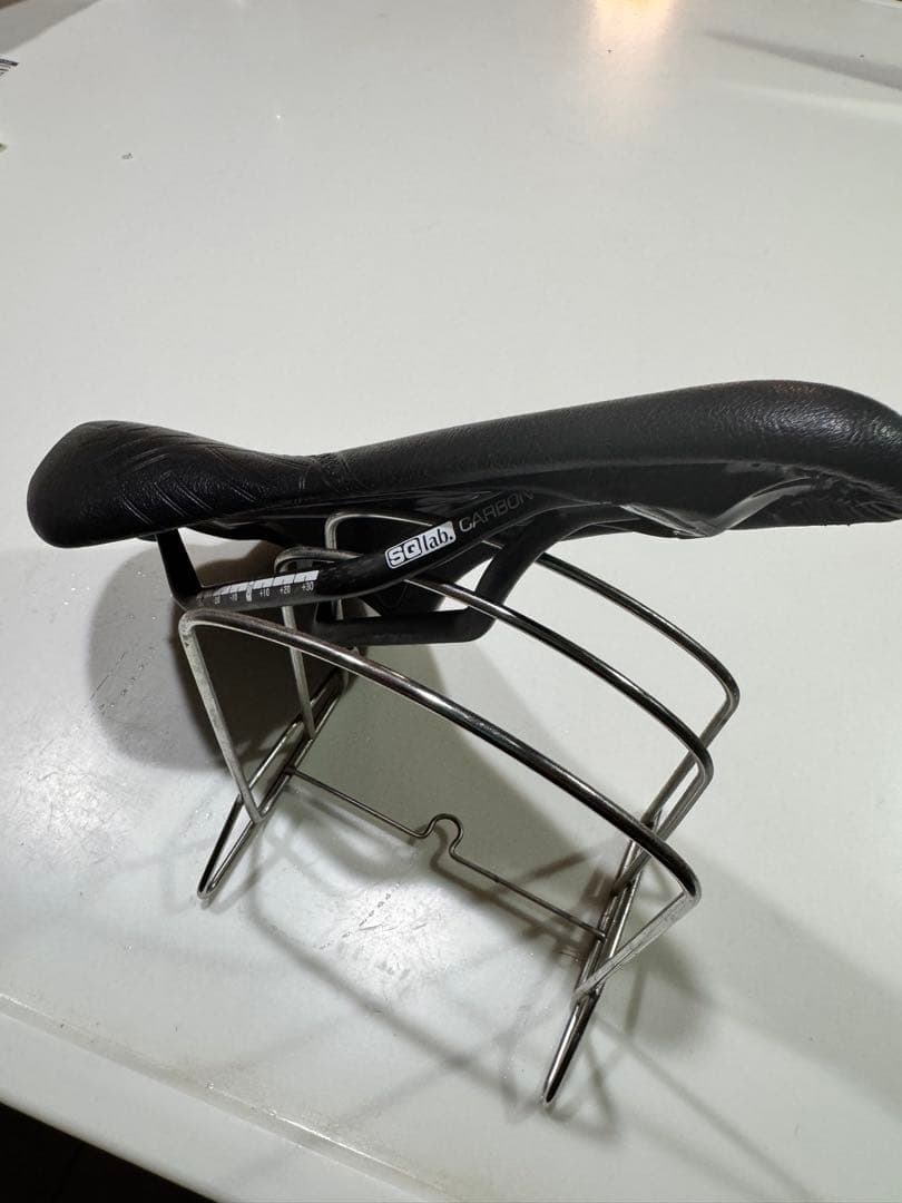 SQlab(エスキューラブ) サドル CARBON 美品！