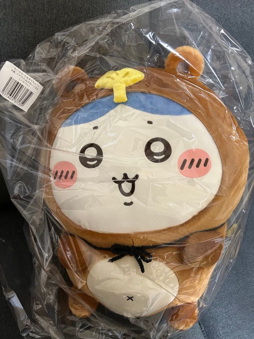 ちいかわ　たぬきだもんくじ　ドデカたぬきぬいぐるみ　ハチワレ　Ａ賞