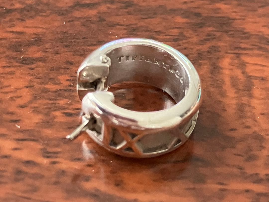 Tiffany & Co. アトラスシルバーピアス片側のみ(箱・ポーチ付き)