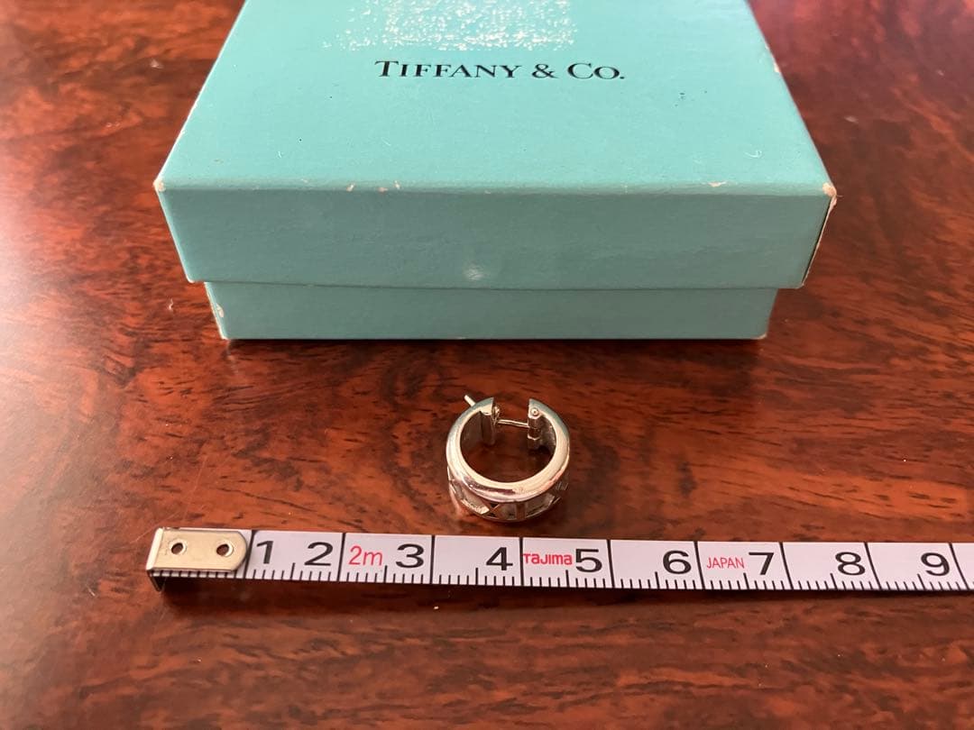 Tiffany & Co. アトラスシルバーピアス片側のみ(箱・ポーチ付き)