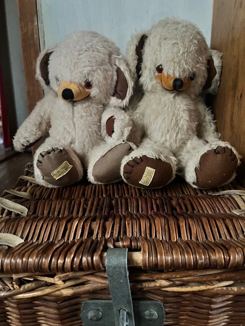 専用。ヴィンテージ　チーキー　白くて可愛いコ