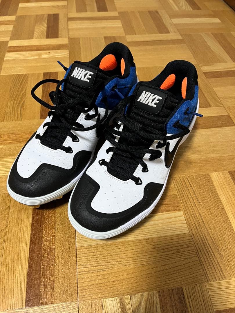 最終値下げ！【海外取寄せ品】ナイキ スパイク