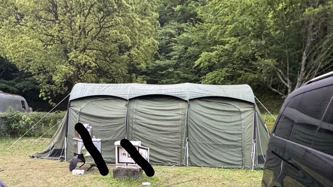 カマボコテント3 オプション品充実　寝室とリビングに分かれています