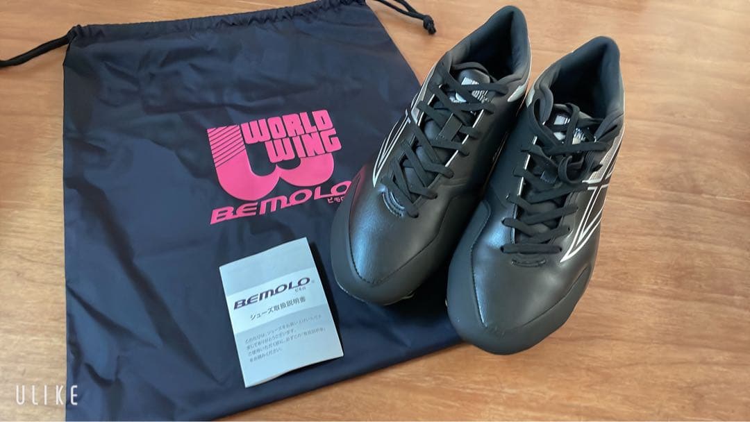 新作新品‼︎BEMOLO ブラック スパイクシューズ 収納袋付き