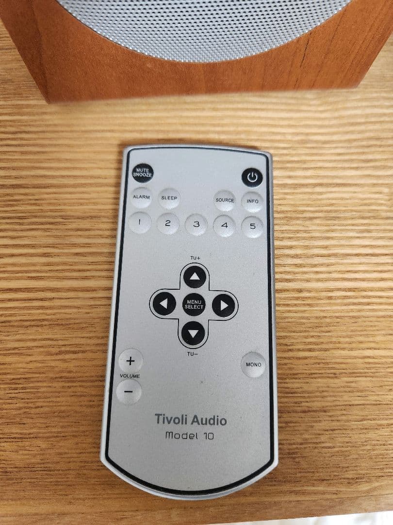 【美品】チボリオーディオ　Model10　ラジオ　ウォールナット