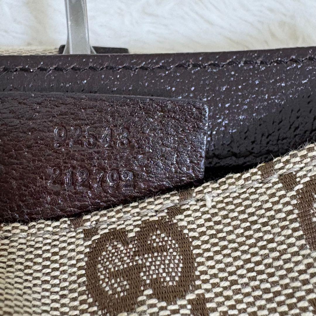 グッチ　ボディバッグ　ウエストポーチ　GG キャンバス　レザー　本革　ベージュ