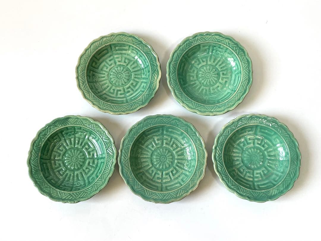 骨董　豆皿　小皿　丸皿　輪花皿　菊文様　輪花縁　手塩皿　5枚