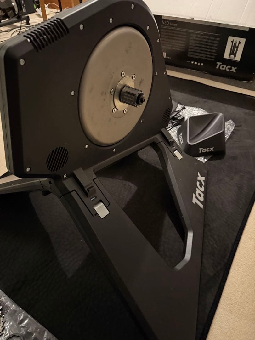 Tacx NEO Smart トレーナー