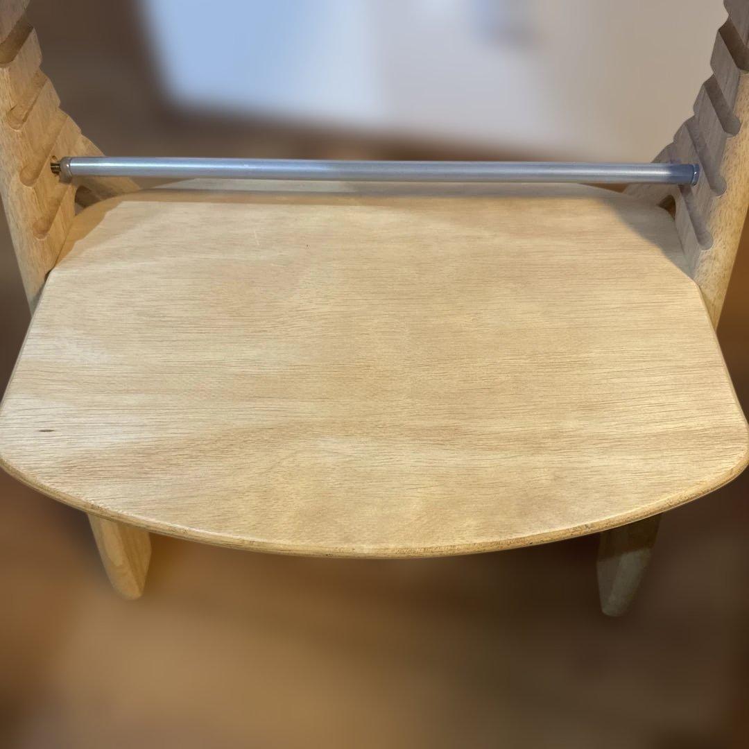 【美品・匿名配送】大和屋 すくすくチェアスリムプラス テーブル•ガード付属