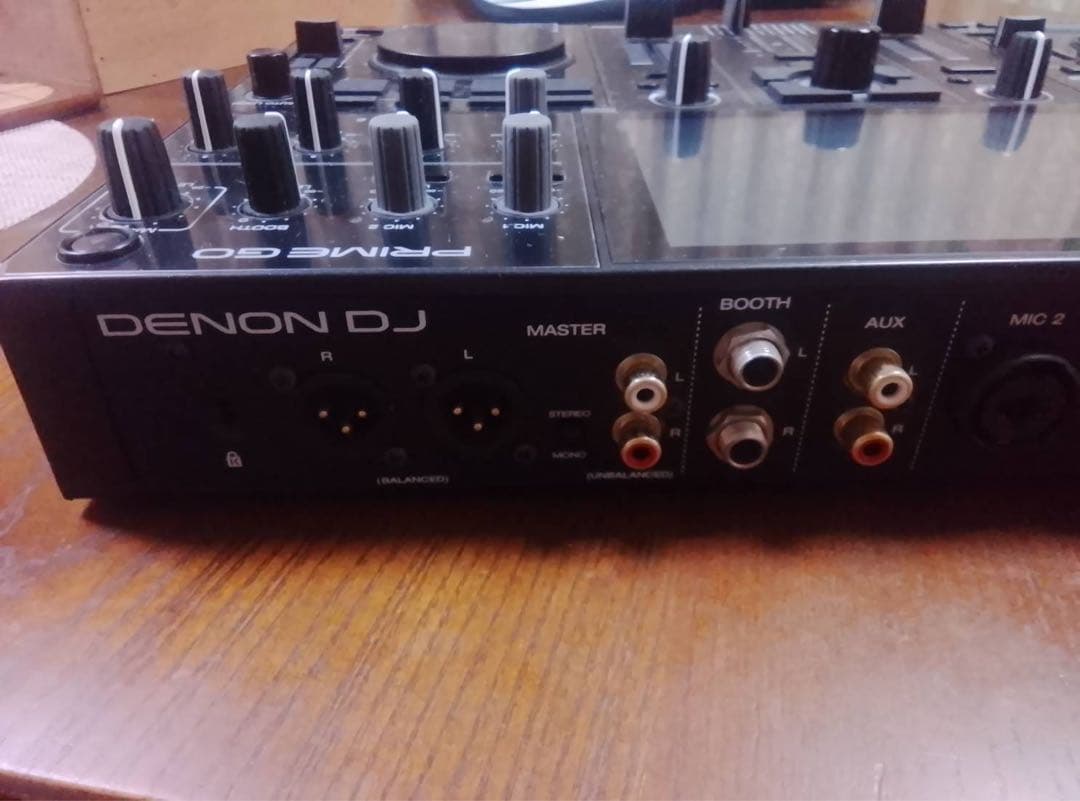 DENON DJ PRIME GO コントローラー
