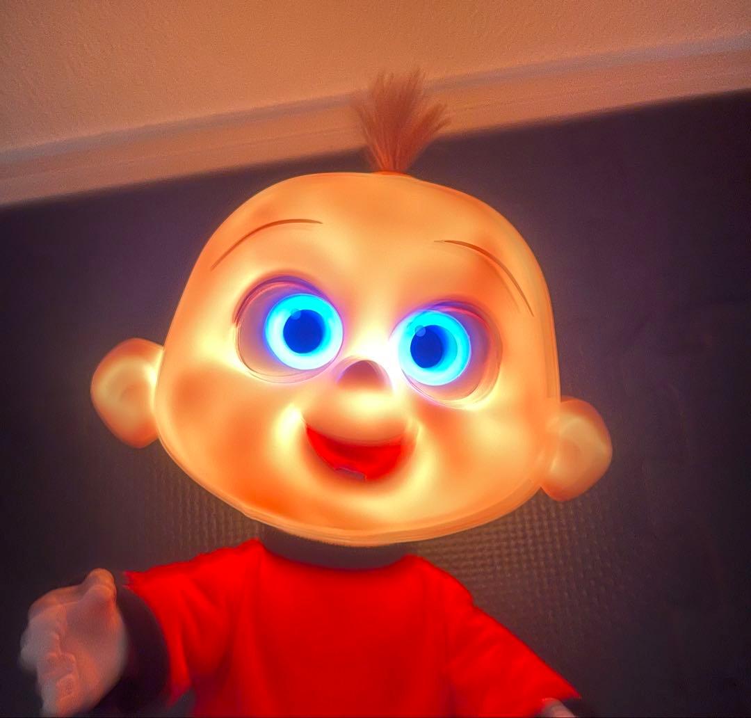 ディズニー　インクレディブル　ジャックジャック　ライトサウンドフィギュア