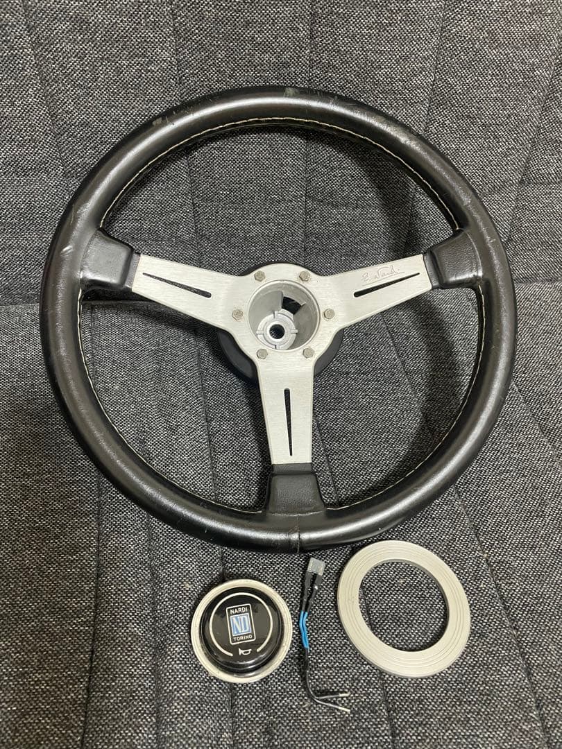 ナルディ 360mm ステアリング ジムニー？ボス次