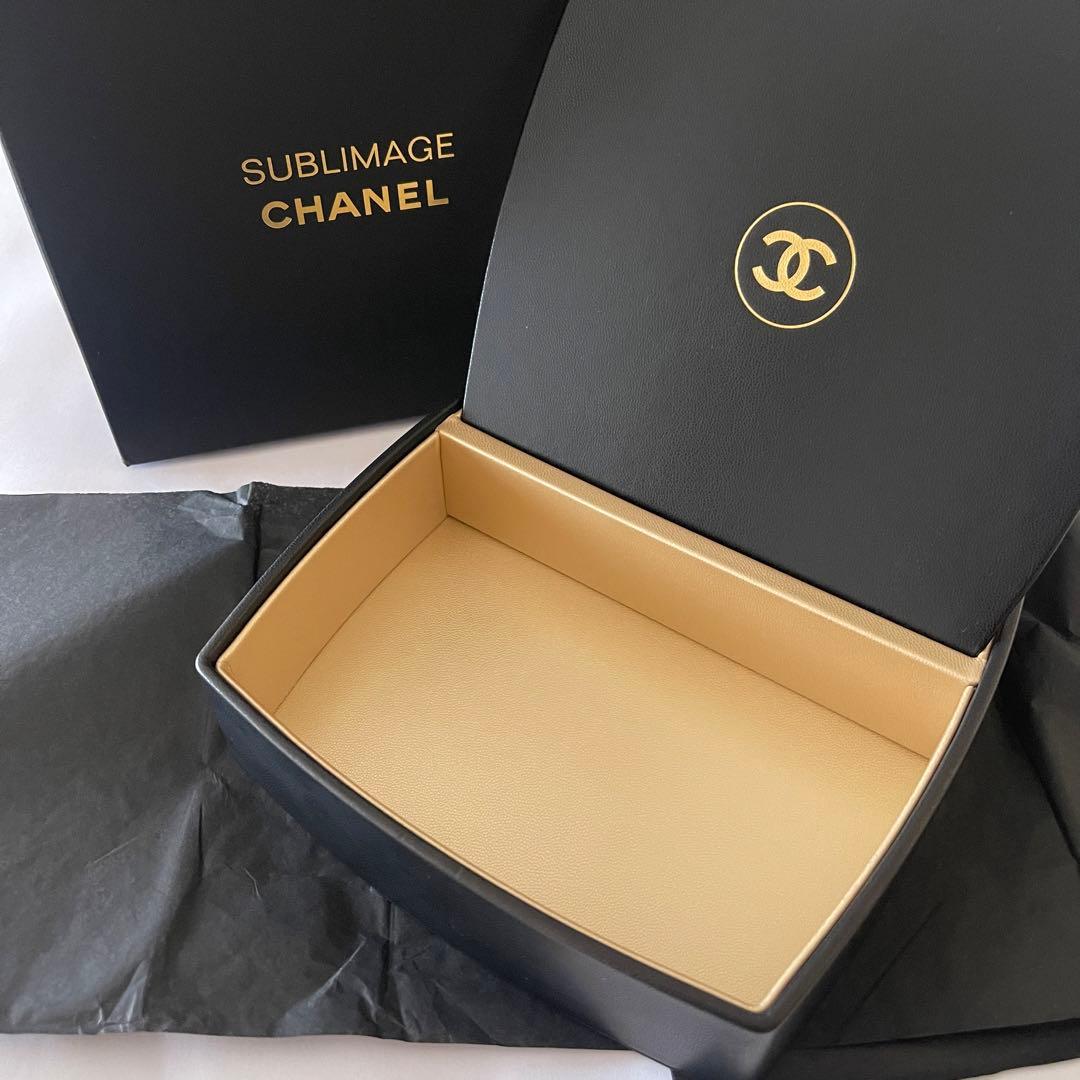 シャネル　ノベルティ　ミラー付きコスメボックス　サブリマージュ