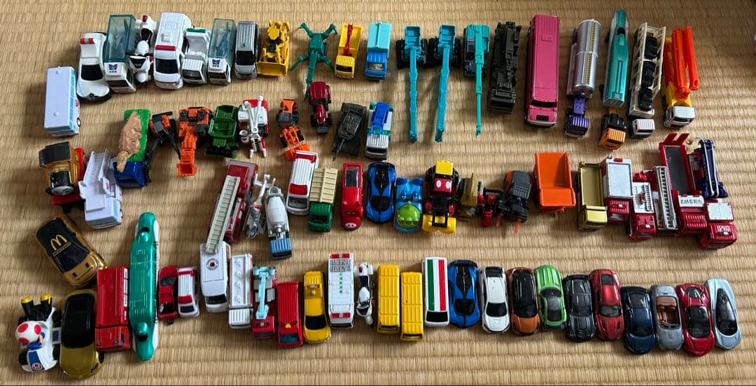 トミカ　77台セット　まとめ売り