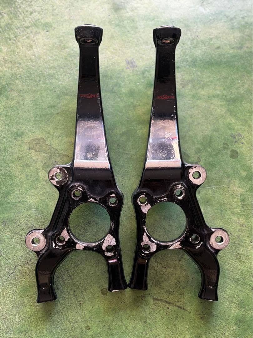 クラウン カズサス ショートナックル