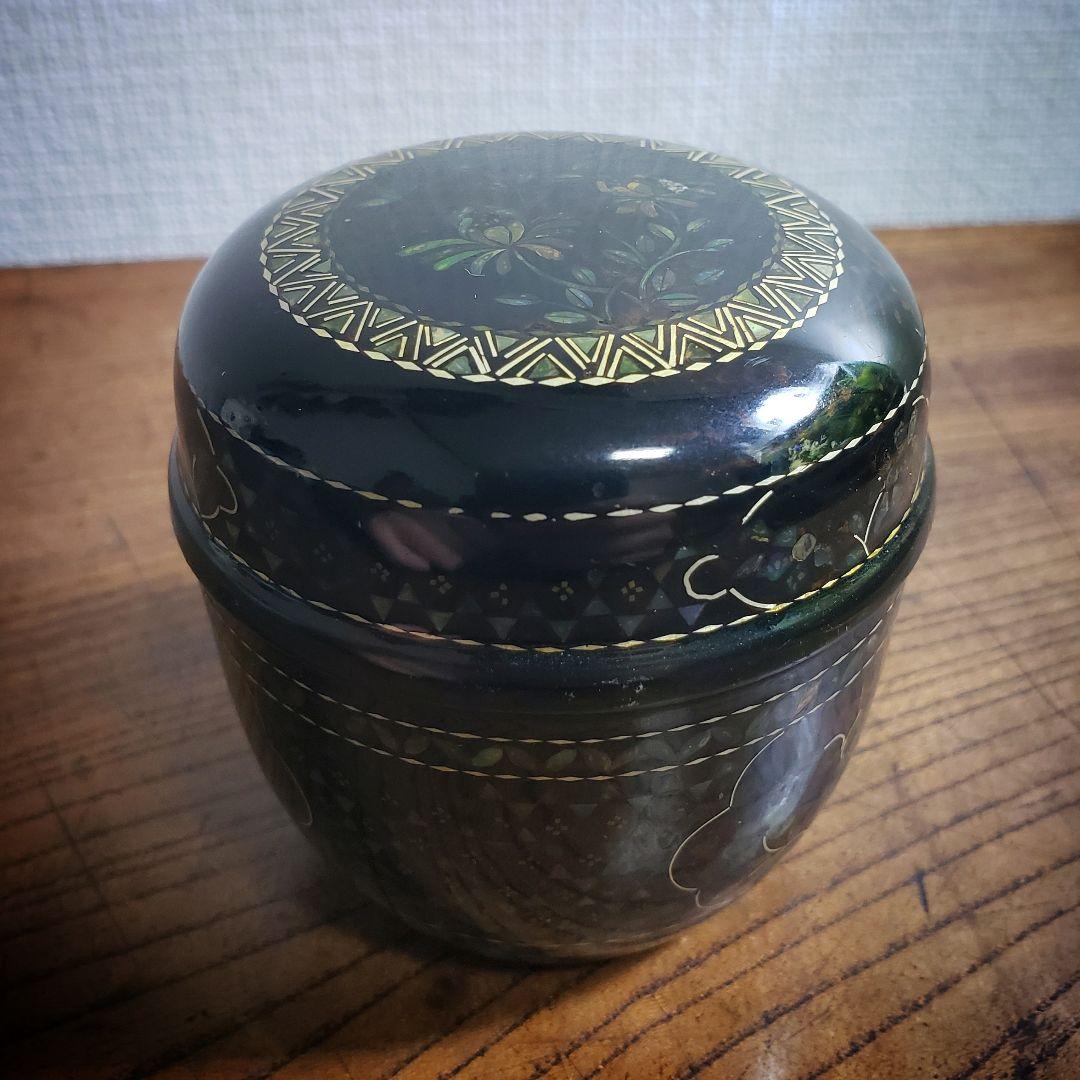 茶道具 棗 漆塗 螺鈿細工 花紋様 高さ7cm　なつめ　中棗