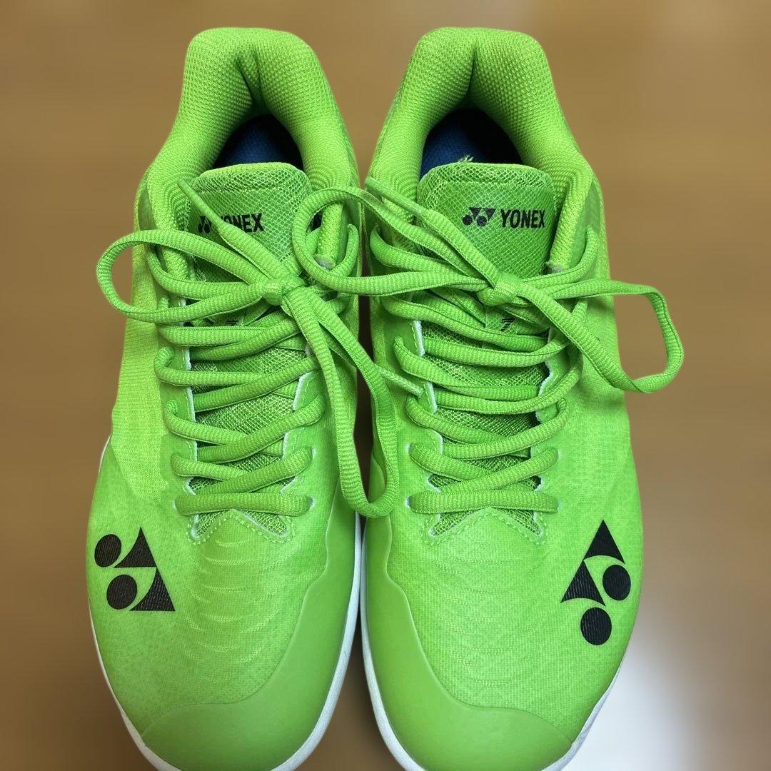 バドミントンシューズ25cm