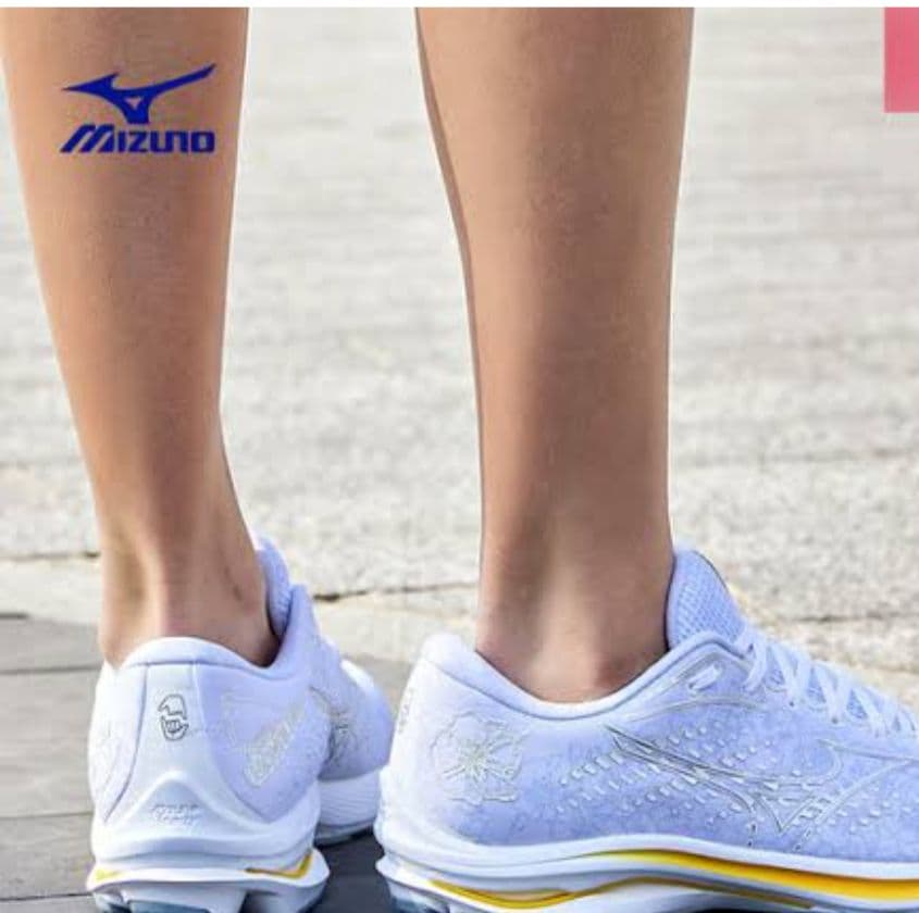 MizunoHonolulu限定ランニングシューズ ホワイト