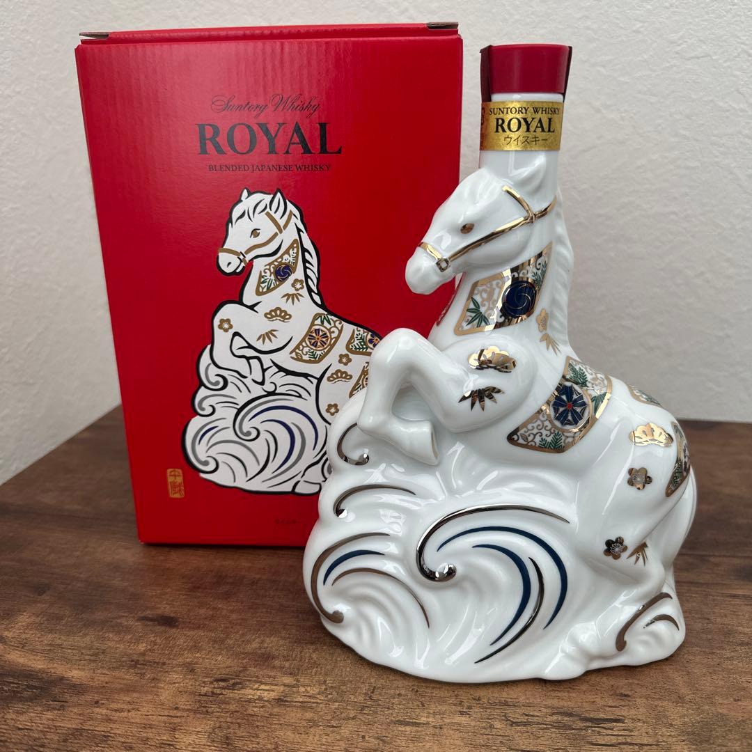 サントリー  ウイスキー 600ml