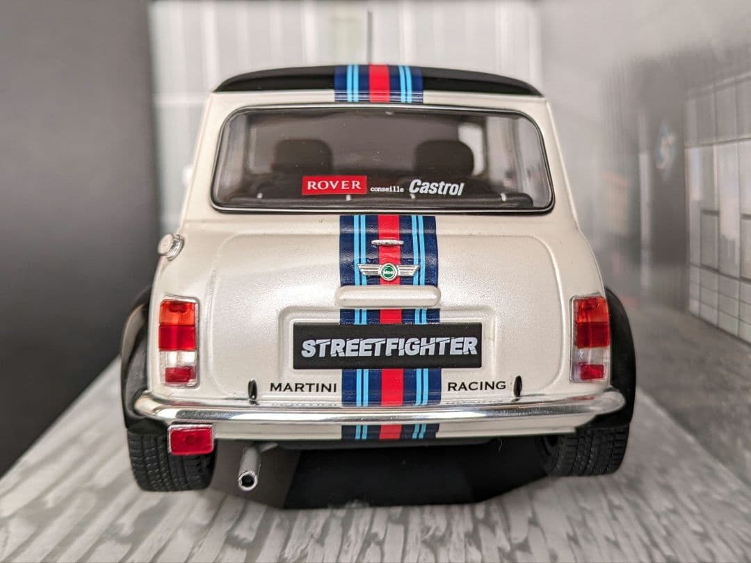 Solido 1/18 ミニクーパー スポーツ 1998 マルティニ カラー