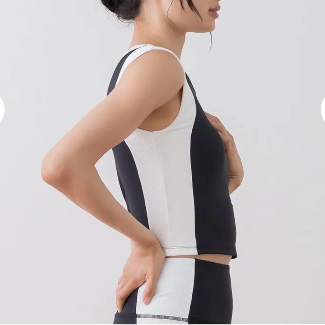 未使用　SUKALA バイカラーショートタンクトップ Mサイズ ブラック