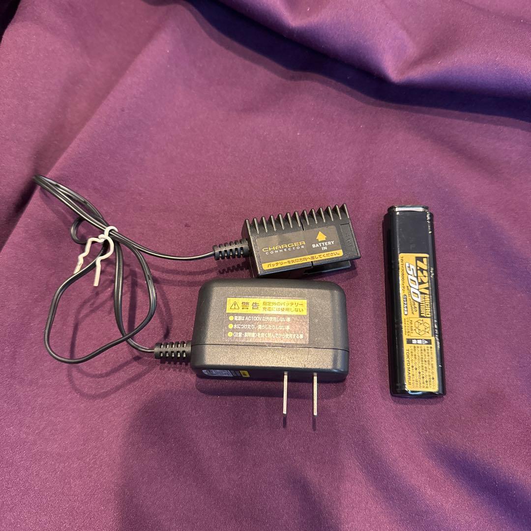 TOKYOMARUI GLOCK 18C 電動ガン バッテリー・充電器付き