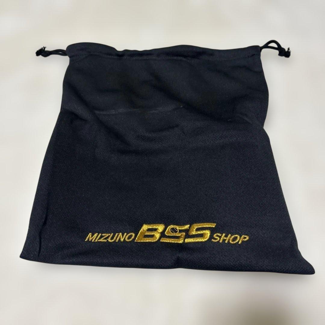 週末限定定価税込47300円！ミズノプロ　クラシック　軟式外野手用　新品未使用