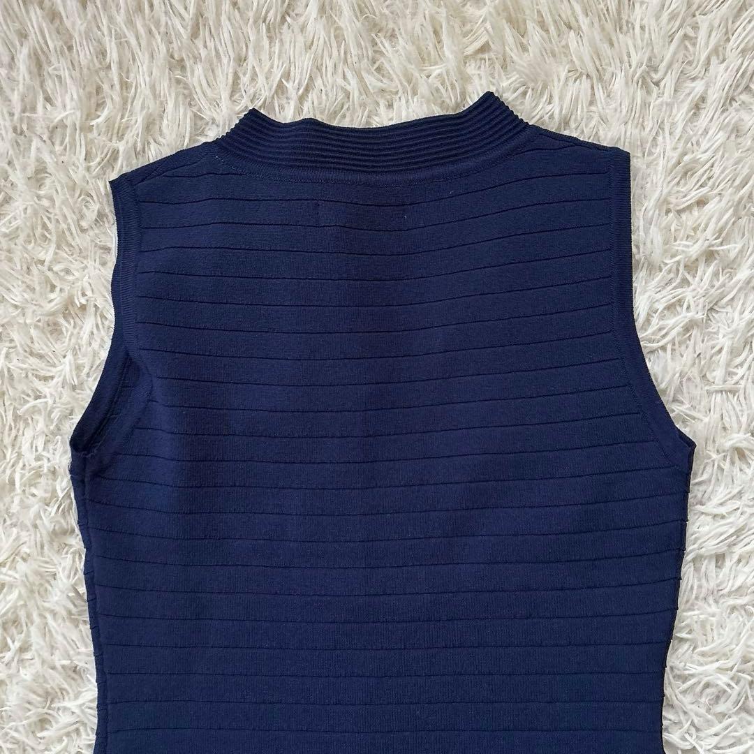 miu miu ノースリーブVネックニットワンピース　ネイビー　ミニ丈　タイト