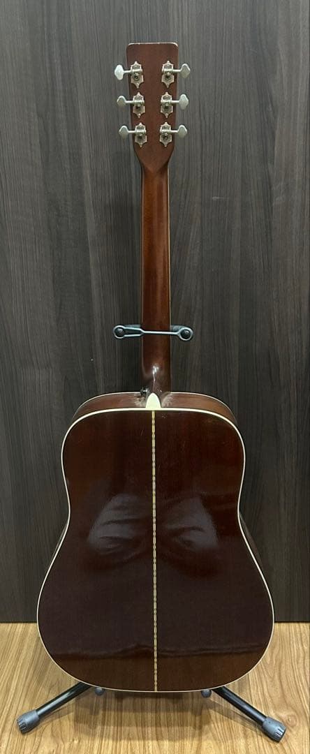 モーリスMorrisアコースティックギターハードケース付　MD512