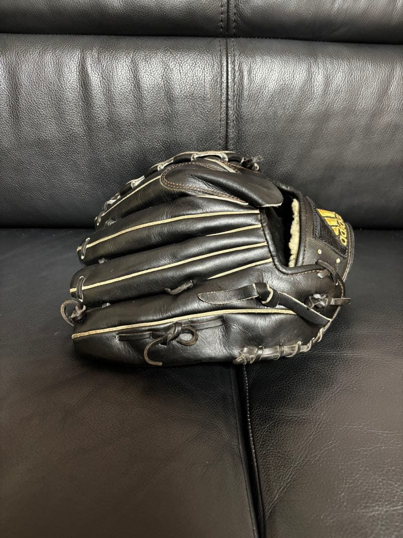 た*ま様 アディダス硬式ピッチャー用グラブ