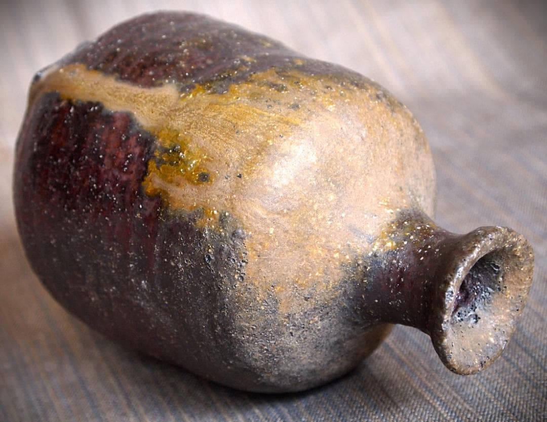 希少作★小山日出男★黒備前《窯変》徳利★黄胡麻