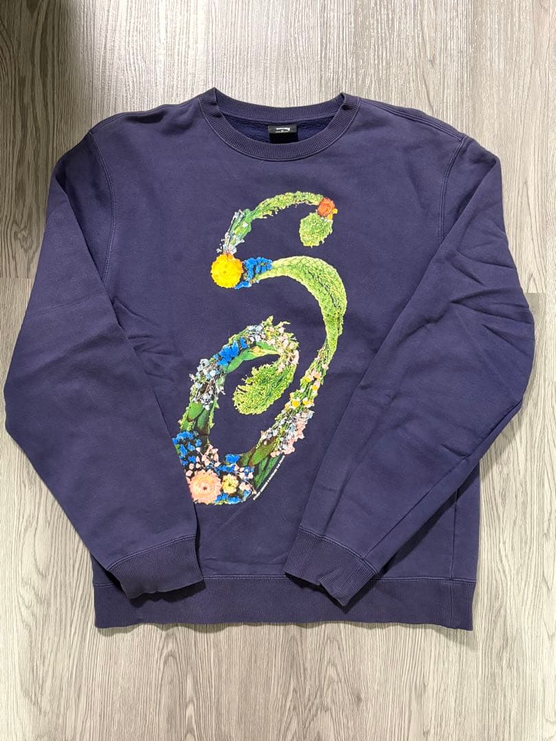 海外限定　stuusyスウェット　希少