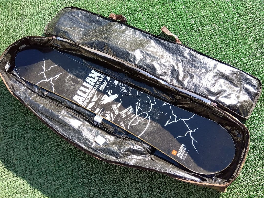 キャスター付きBURTONスノーボードケース/ SALOMON DAKAIN