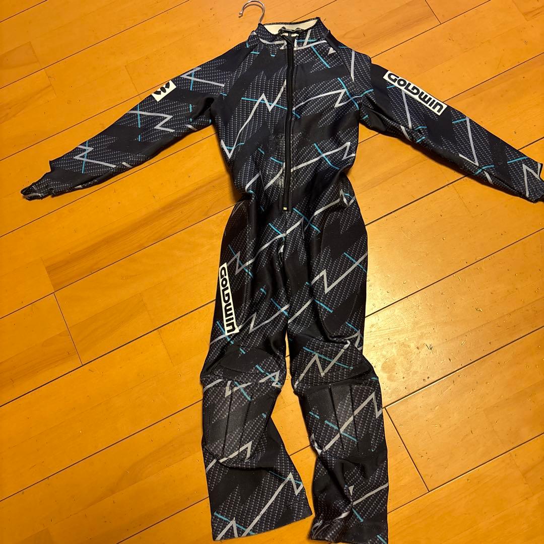 スキー　アルペンレーシングワンピース　ゴールドウィン　ジュニア　140センチ