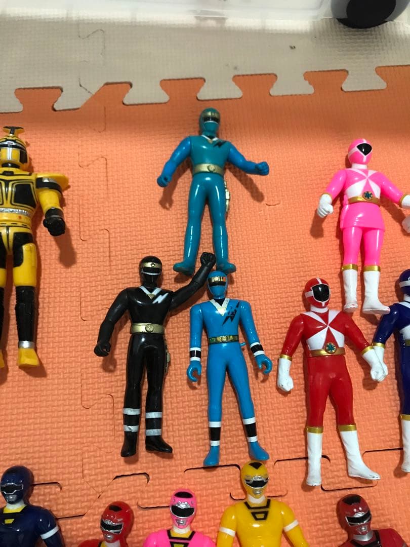 戦隊モノ　ヒーロー　ソフビ　フィギュア　セット