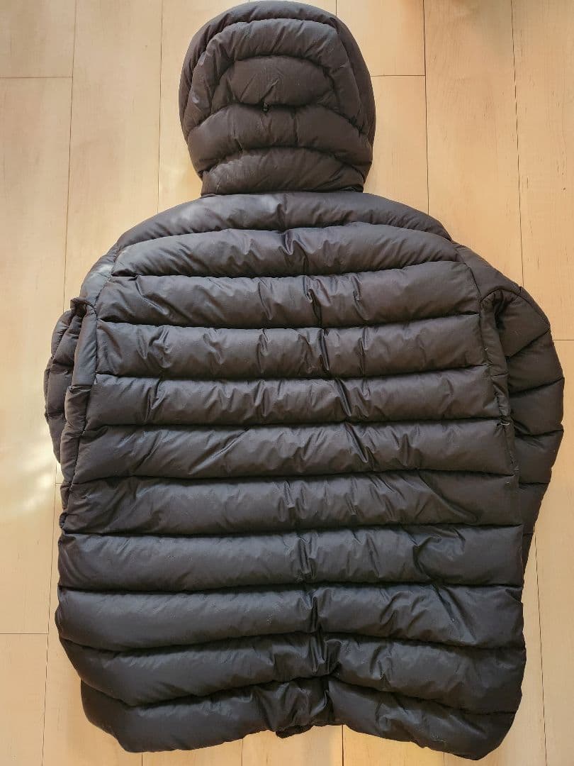 アークテリクス　ダウンジャケット　ダウンコート　ブラック