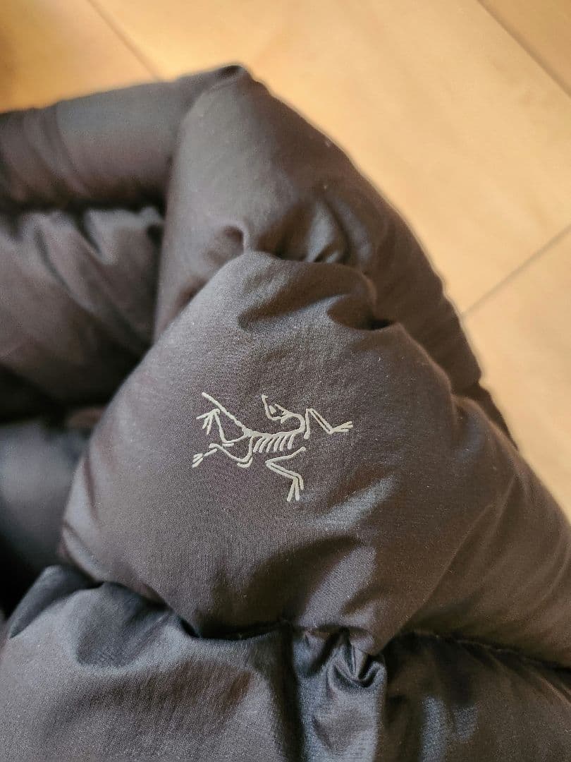 アークテリクス　ダウンジャケット　ダウンコート　ブラック